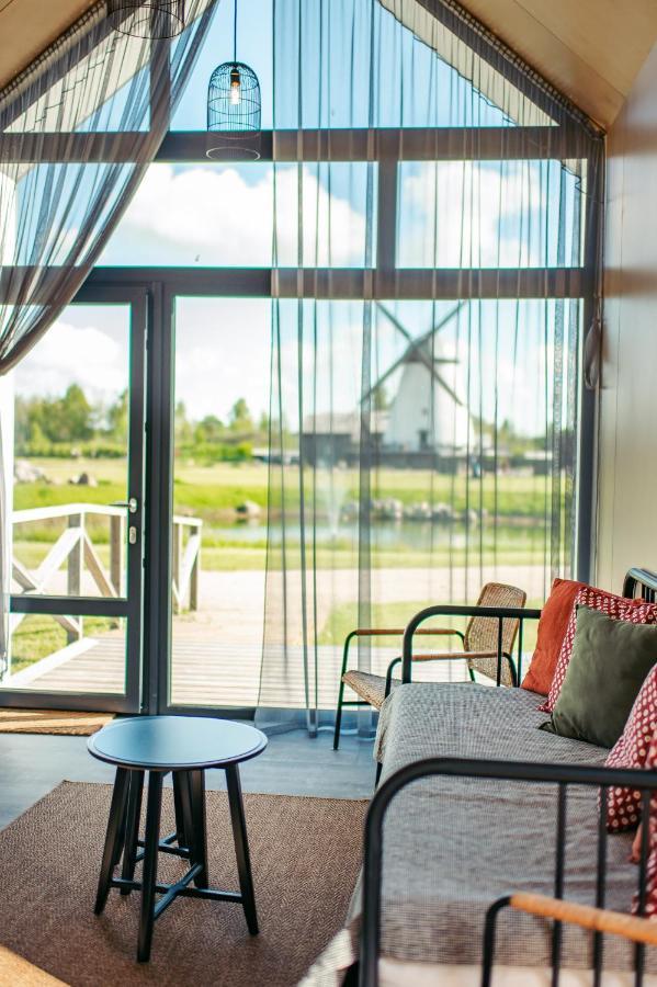 Apartamenti Vejdzirnavas Ventspils Esterno foto